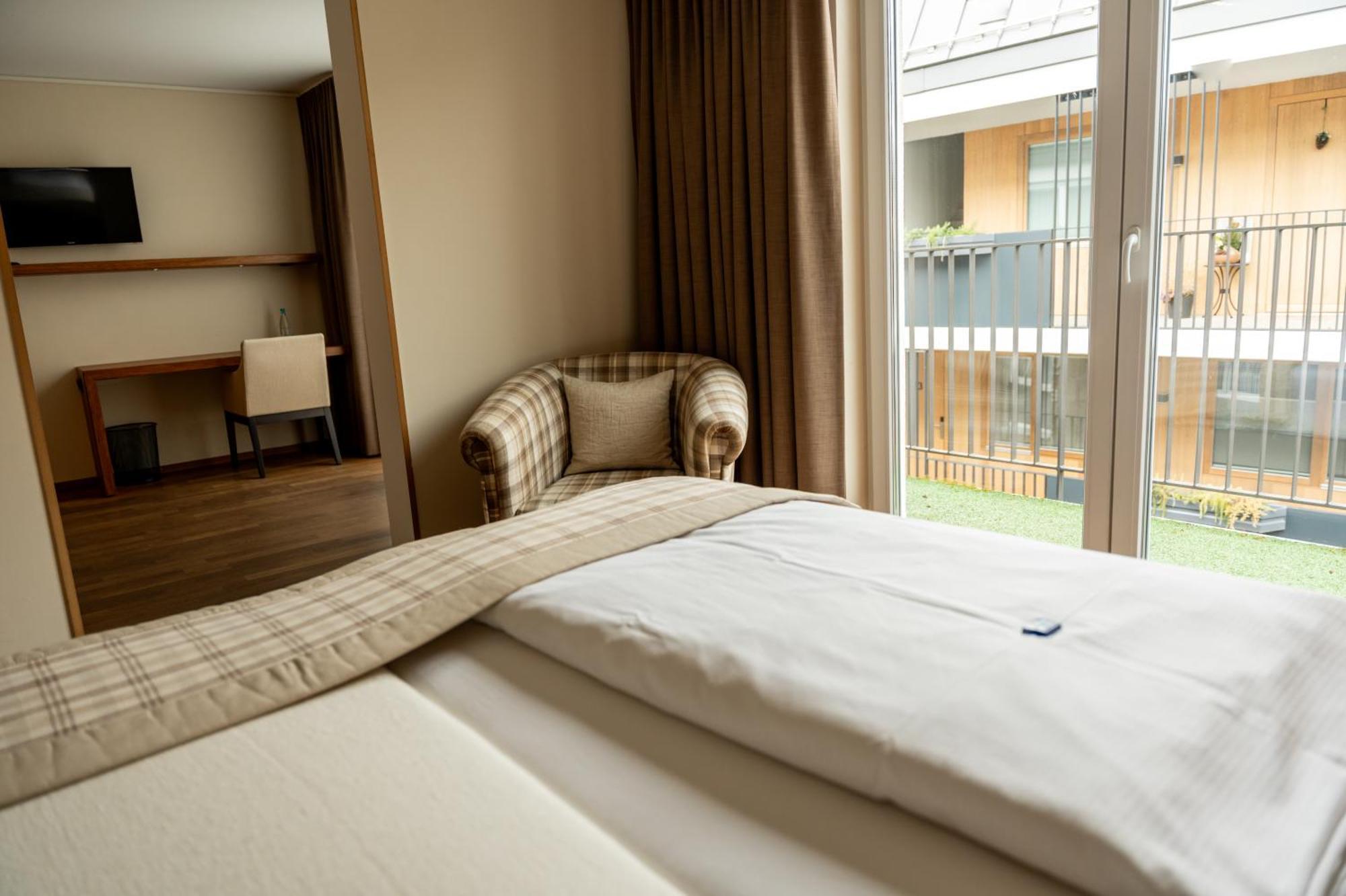 Restaurant Hotel Zum Storchen Waldkirch Zewnętrze zdjęcie