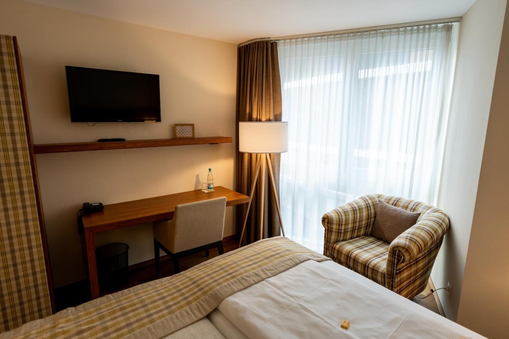 Restaurant Hotel Zum Storchen Waldkirch Zewnętrze zdjęcie